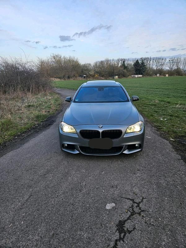 Gebraucht BMW 550 Shadowline 500 PS (367 kW) 2011 Grau Limousine
