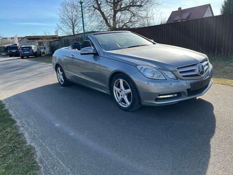 Palladiumsilber metalliclack Gebraucht 2012 Mercedes E350 Avantgarde Cabrio | 13.900 € (Superpreis) - Bild 1/4