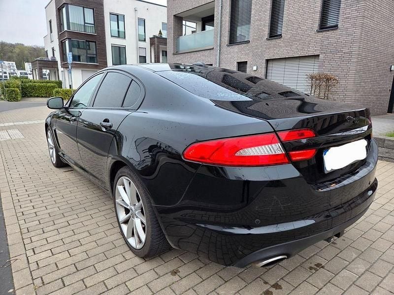 Gebraucht Jaguar XF 241 PS (177 kW) 2012 Schwarz Limousine