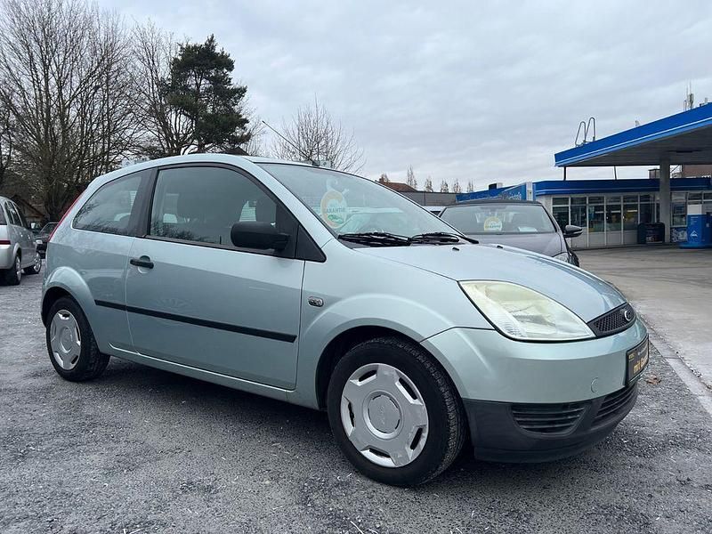 Gebraucht Ford Fiesta Ambiente 69 PS (50 kW) 2004 Kleinwagen