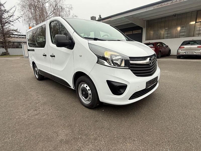 Gebraucht Opel Vivaro S 95 PS (69 kW) 2016 Weiß Van / Kleinbus