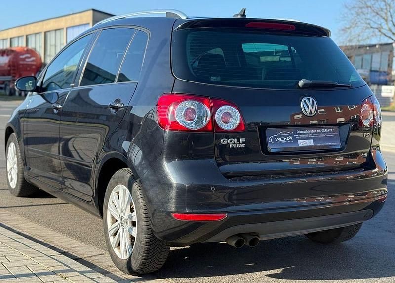 Gebraucht VW Golf Plus Cross Style 122 PS (89 kW) 2012 Schwarz Van / Kleinbus