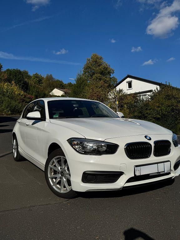 Weiß Gebraucht 2015 BMW 116 Kleinwagen | 8.000 € (Fairer Preis) - Bild 1/4
