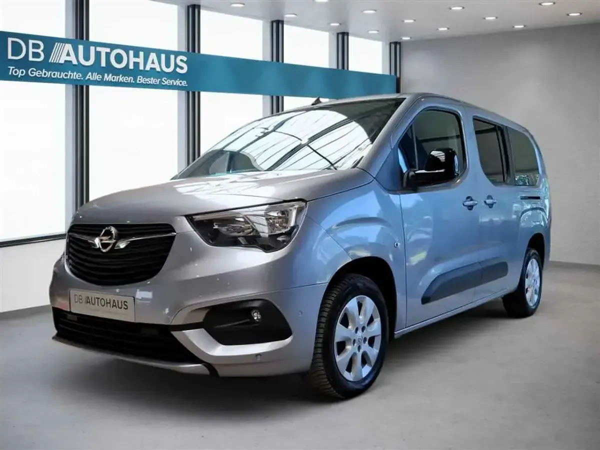 Gebraucht Opel Combo Life Elegance 131 PS (96 kW) 2022 Van / Kleinbus