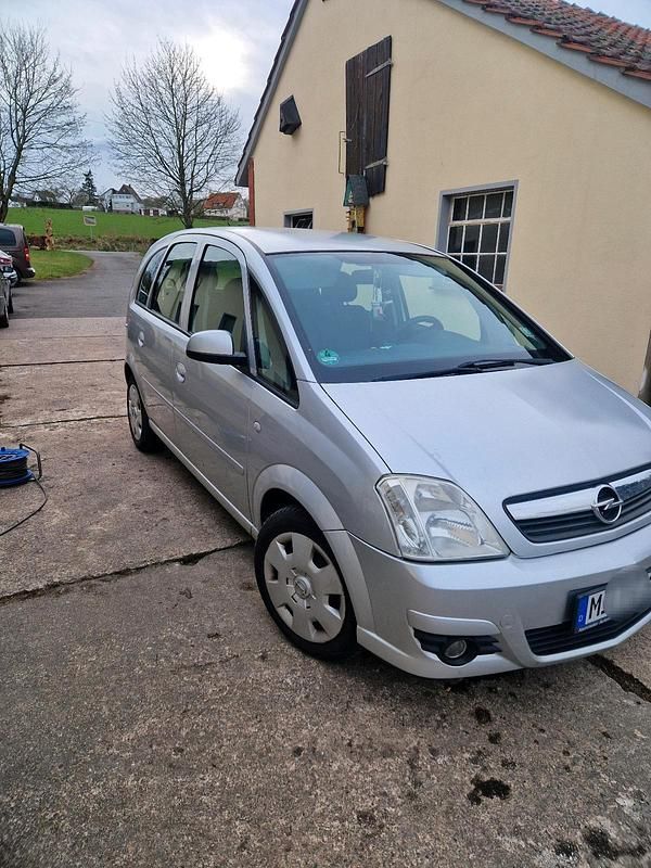 Gebraucht Opel Meriva 90 PS (66 kW) 2008 Silber Van / Kleinbus