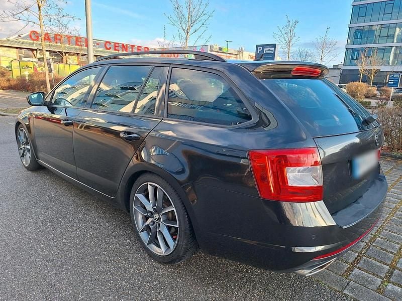Gebraucht Skoda Octavia RS 184 PS (135 kW) 2015 Schwarz Kleinwagen