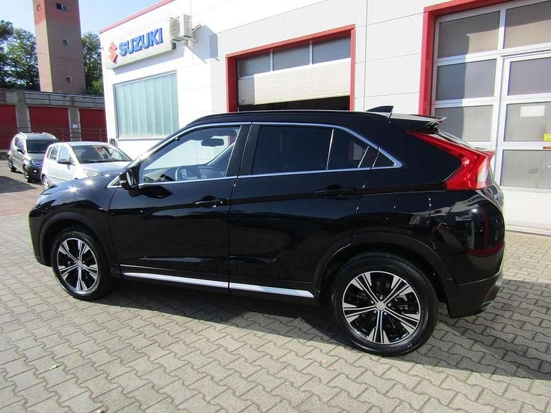 Gebraucht Mitsubishi Eclipse Cross Spirit 163 PS (119 kW) 2021 Panther schwarz SUV