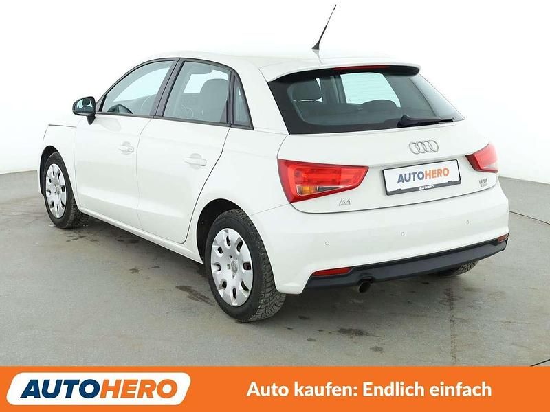 Gebraucht Audi A1 Comfort 95 PS (69 kW) 2018 Weiß Kleinwagen
