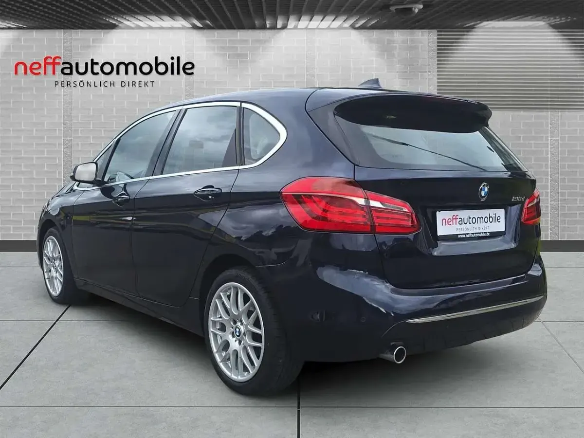 Gebraucht BMW 218 Luxury Line 150 PS (110 kW) 2016 Imperialblau brillant Van / Kleinbus