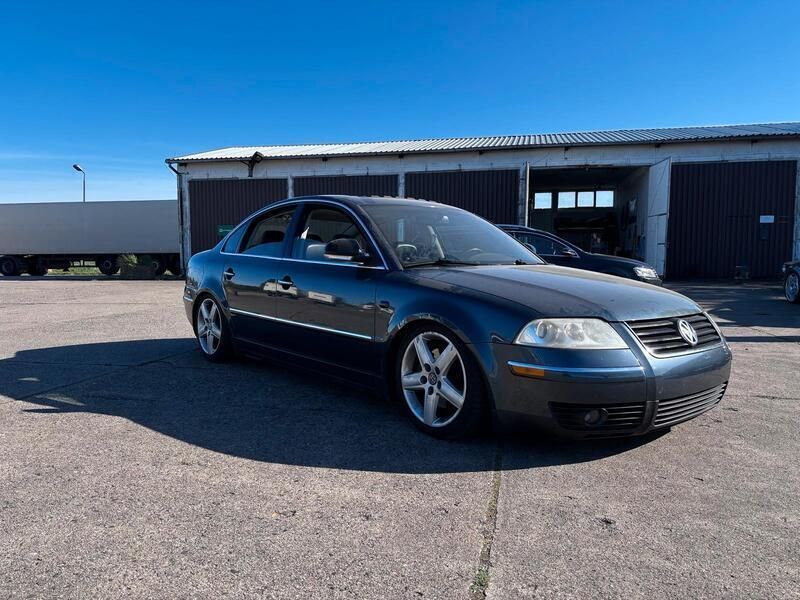 Gebraucht 2002 VW Passat Limousine | 1.299 € (Guter Preis) - Bild 1/4