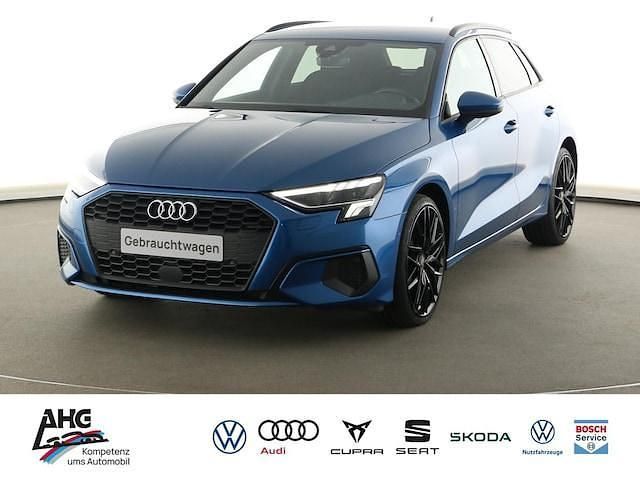 Atollblau metallic Gebraucht 2021 Audi A3 Ambiente | 19.890 € (Superpreis) - Bild 1/4