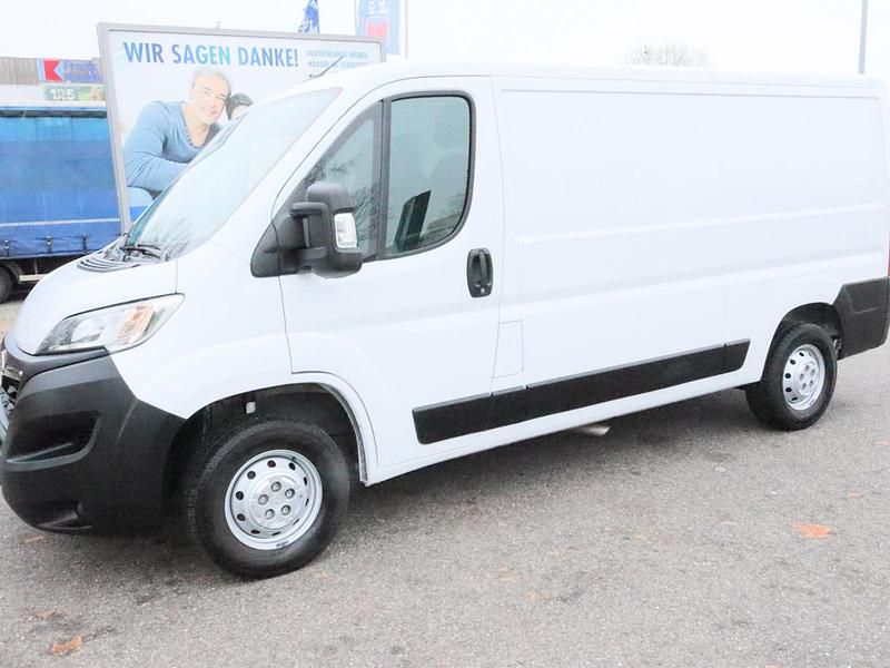 Gebraucht Opel Movano Edition 140 PS (102 kW) 2024 Weiss / lackierung weiss icy/typ aussenv Van