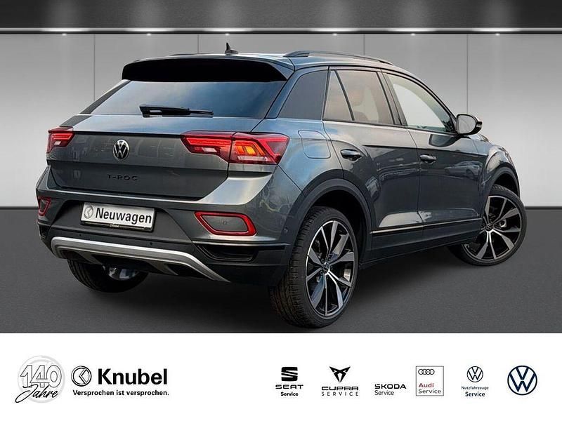 Neu VW T-Roc Style 150 PS (110 kW) 2025 Indiumgrau metallic / dach ... SUV