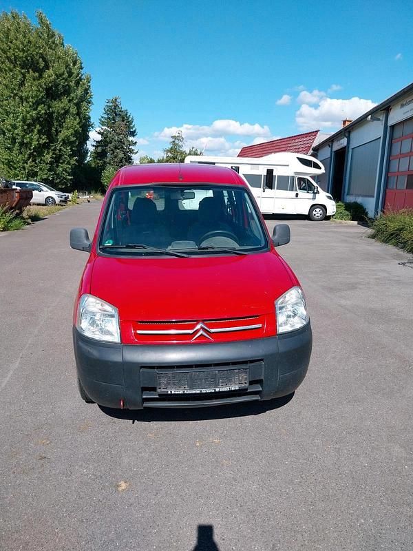 Rot Gebraucht 2007 Citroën Berlingo Van / Kleinbus | 900 € (Superpreis) - Bild 1/4