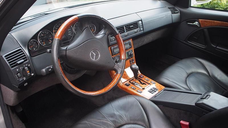 Gebraucht Mercedes SL280 204 PS (150 kW) 1999 Silber Cabrio