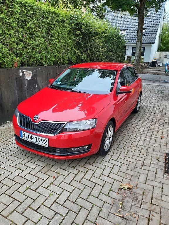 Rot Gebraucht 2019 Skoda Rapid Ambition Limousine | 9.700 € (Fairer Preis) - Bild 1/4
