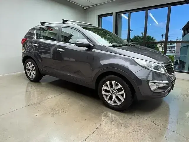 Gebraucht Kia Sportage Vision 166 PS (122 kW) 2015 Dark gun metal SUV