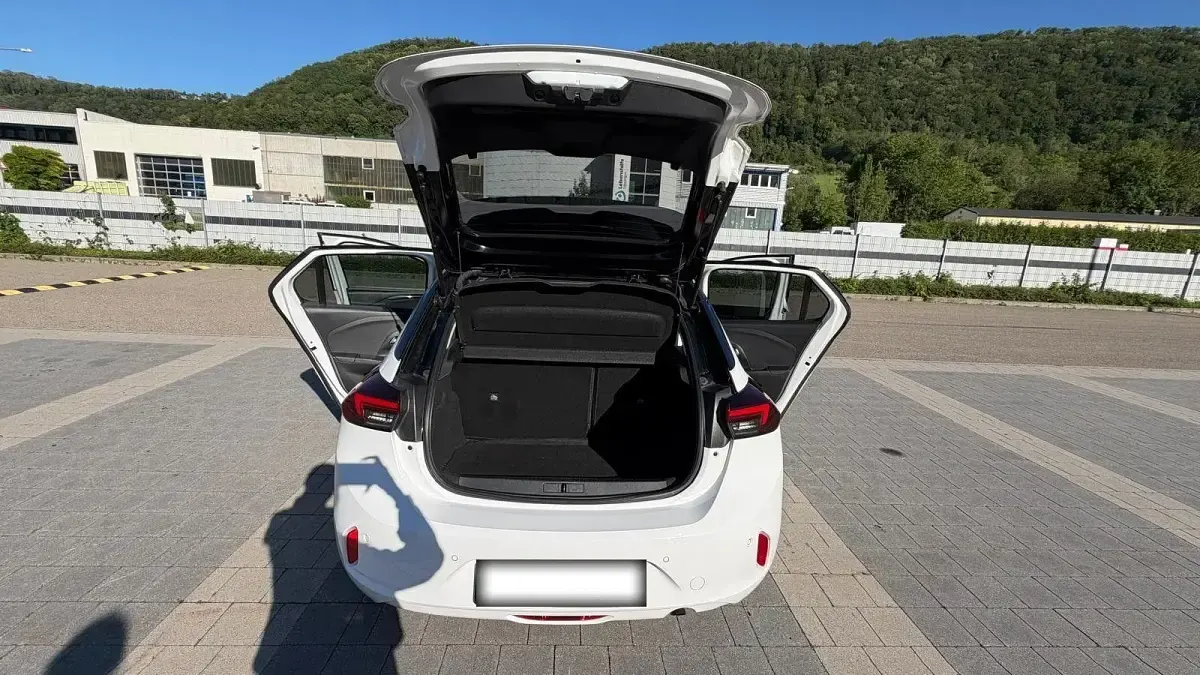 Gebraucht Opel Corsa Elegance 101 PS (74 kW) 2021 Weiß Kleinwagen