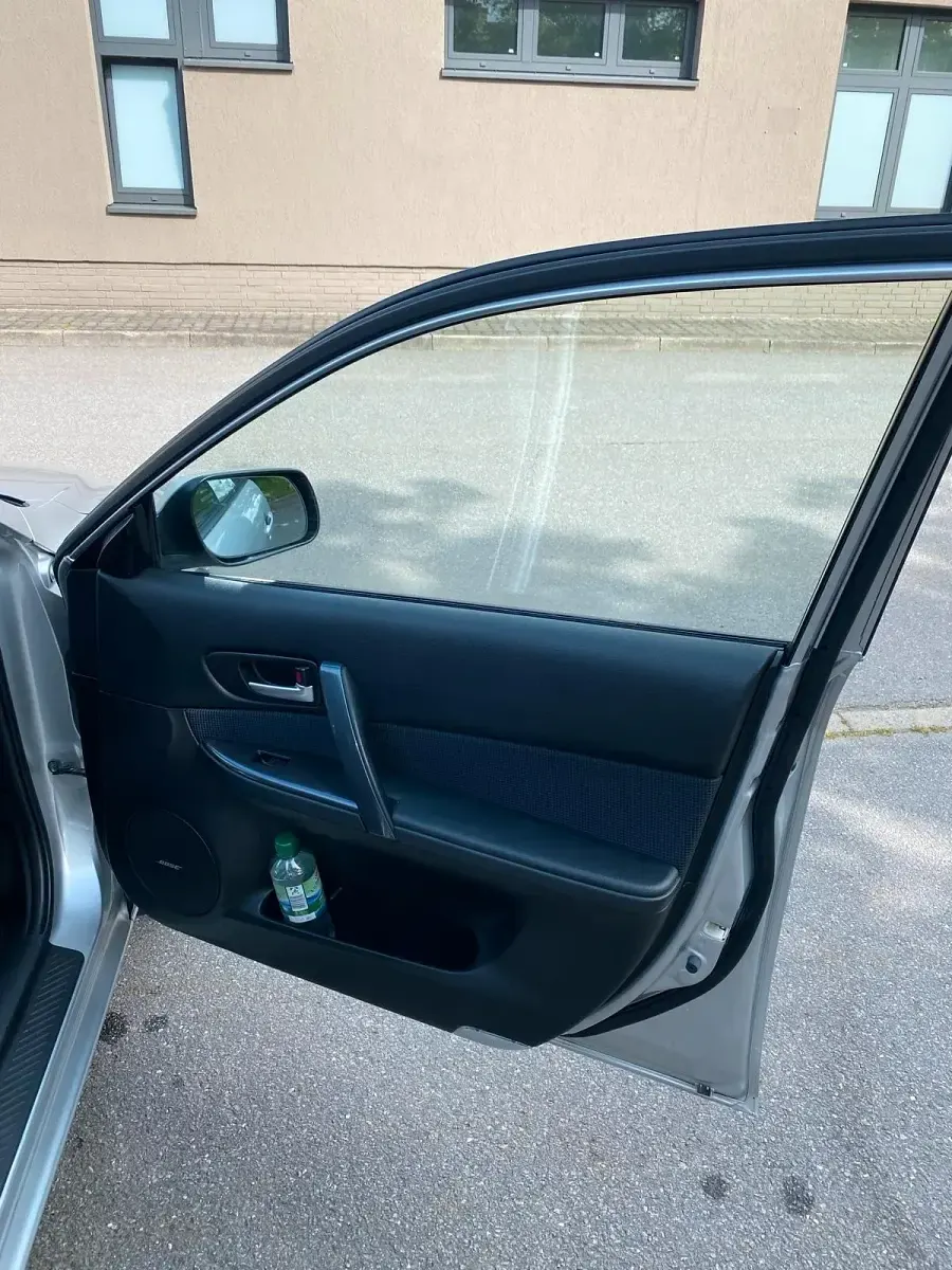 Używany Mazda 6 120 KM (88 kW) 2005 Srebrny Kombi