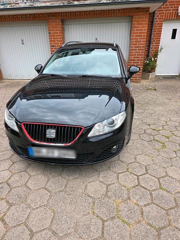 Schwarz Gebraucht 2010 Seat Exeo Kombi | 2.500 € (Guter Preis) - Bild 1/4