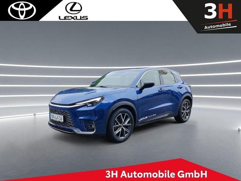 Blau Gebraucht 2024 Lexus LBX SUV | 36.990 € (Fairer Preis) - Bild 1/4