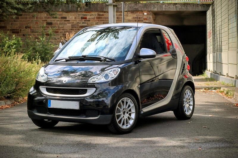 Schwarz Gebraucht 2008 Smart ForTwo Coupé Passion Coupé | 3.300 € (Guter Preis) - Bild 1/4