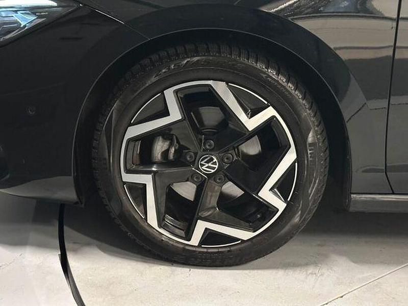 Gebraucht VW Passat Elegance 150 PS (110 kW) 2025 Grenadillschwarz metallic Kombi