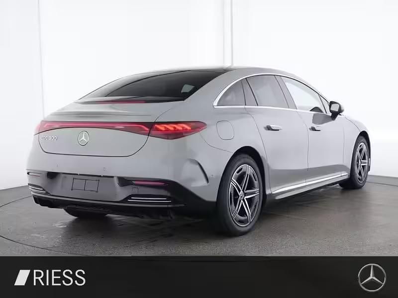 Gebraucht Mercedes EQE300 AMG 180 kW (245 PS) 2023 Manufaktur lack manufaktur alpingrau uni Limousine
