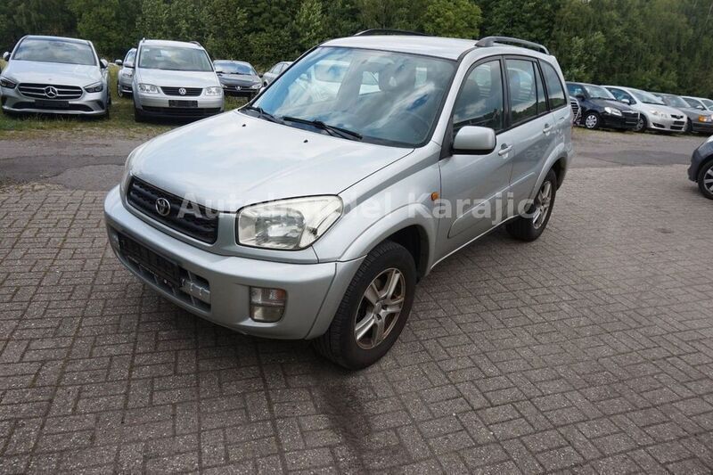 Silber Gebraucht 2002 Toyota RAV4 SUV | 3.990 € (Fairer Preis) - Bild 1/4