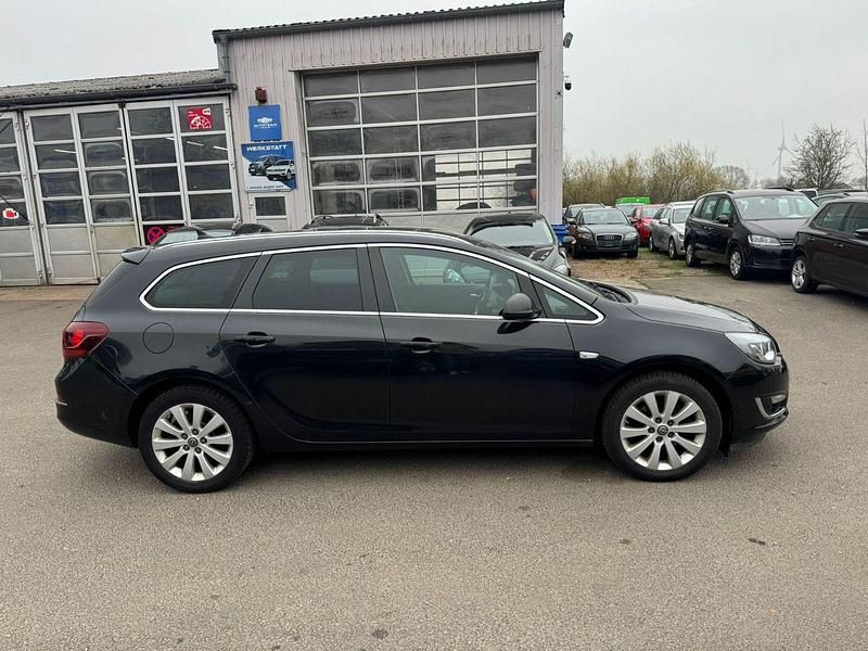 Gebraucht Opel Astra Exklusiv 165 PS (121 kW) 2015 Schwarz Kombi