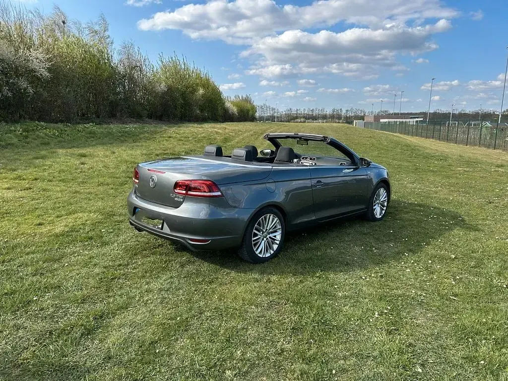Gebraucht VW Eos 140 PS (102 kW) 2014 Grau Cabrio