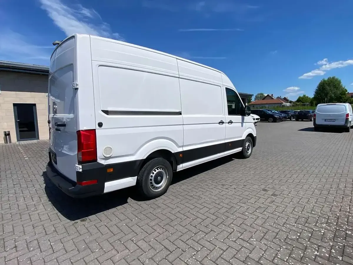 Gebraucht VW Crafter 140 PS (102 kW) 2020 Candyweiß Van