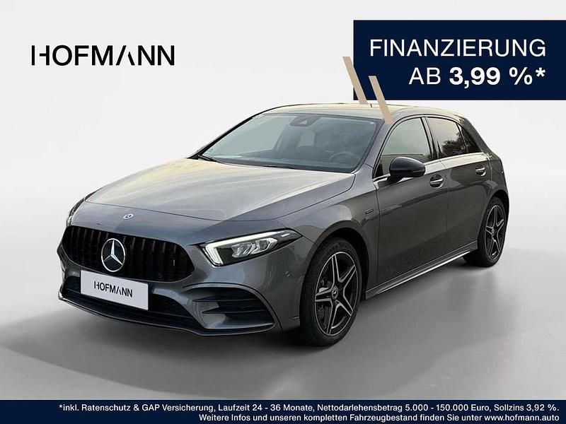 Grau Gebraucht 2020 Mercedes A250 AMG line Limousine | 24.890 € (Guter Preis) - Bild 1/2