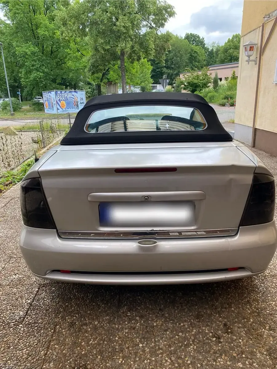 Gebraucht Opel Astra 125 PS (91 kW) 2004 Silber Cabrio