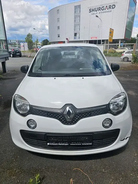 Gebraucht Renault Twingo Life 71 PS (52 kW) 2016 Weiß Kleinwagen