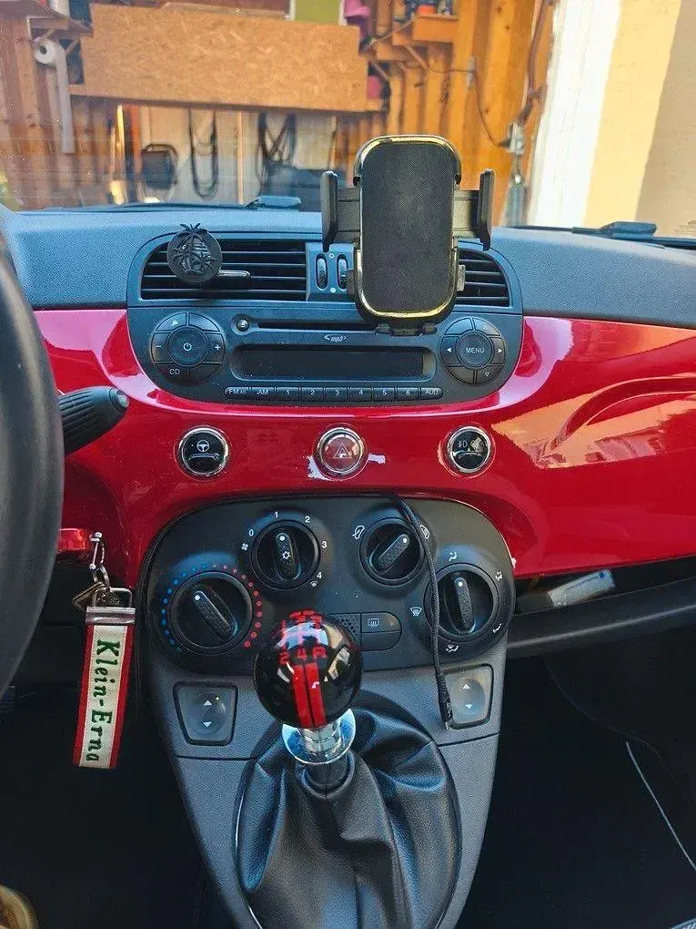 Gebraucht Fiat 500 Lounge 69 PS (50 kW) 2011 Rot Kleinwagen