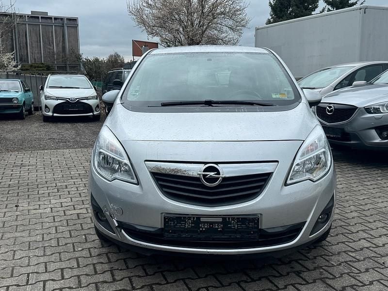 Gebraucht Opel Meriva 120 PS (88 kW) 2010 Silber Van / Kleinbus