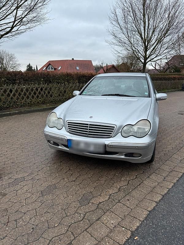Gebraucht Mercedes C240 170 PS (125 kW) 2001 Silber Limousine
