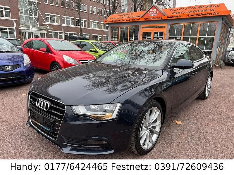 Gebraucht Audi A5 Sportback 177 PS (130 kW) 2012 Blau Kleinwagen