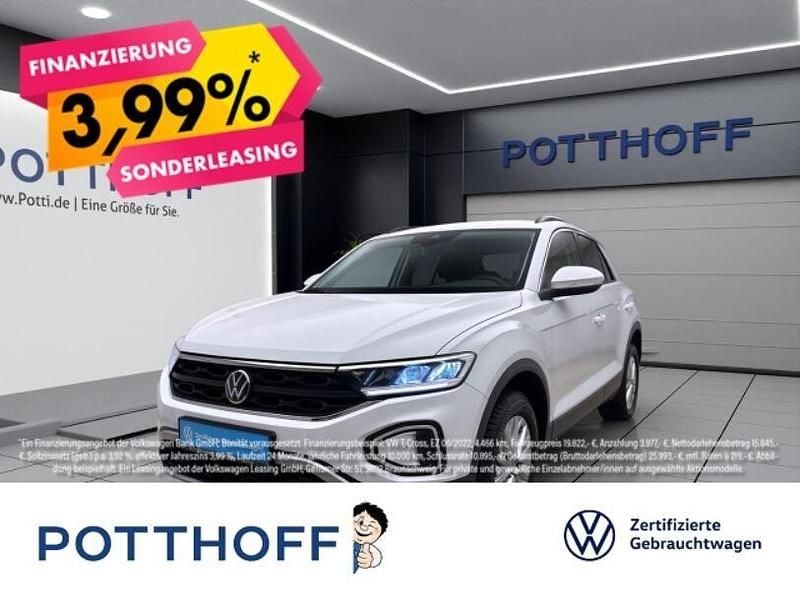 Weiß Gebraucht 2024 VW T-Roc Life SUV | 21.443 € (Superpreis) - Bild 1/3