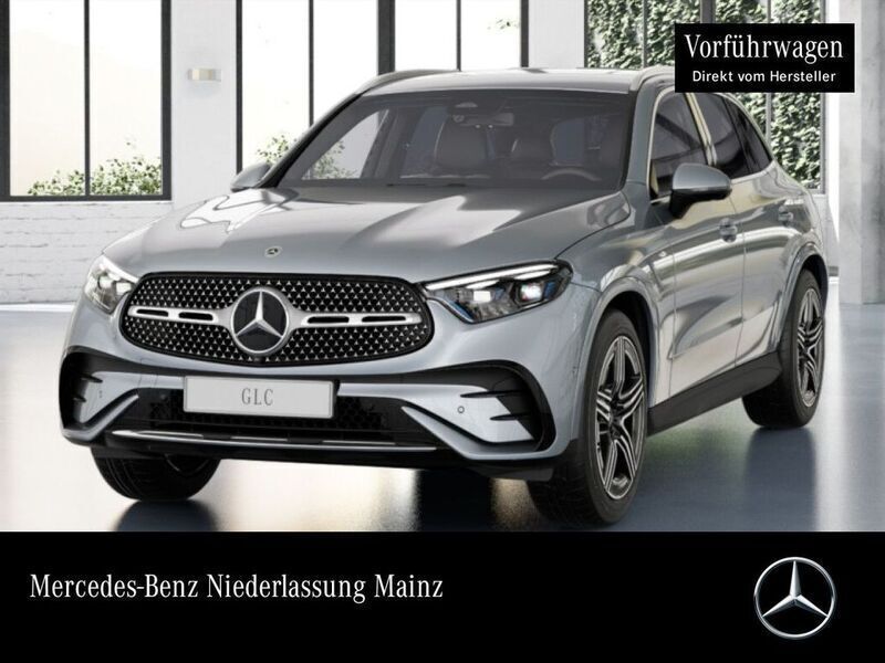 Hightechsilber Gebraucht 2025 Mercedes GLC300e AMG SUV | 66.550 € (Fairer Preis) - Bild 1/4