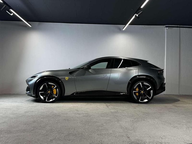 Neu Ferrari Purosangue 725 PS (533 kW) 2025 Grigio competizione SUV