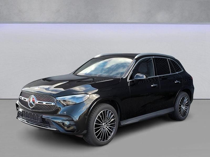 Gebraucht Mercedes GLC300e 313 PS (230 kW) 2023 Schwarz SUV
