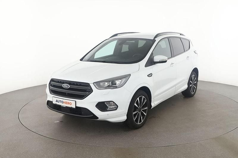 Weiß Gebraucht 2017 Ford Kuga ST-Line SUV | 13.110 € (Guter Preis) - Bild 1/3