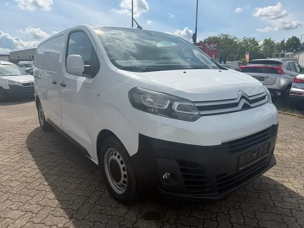 Gebraucht Citroën Jumpy 95 PS (69 kW) 2018 Weiß Van / Kleinbus