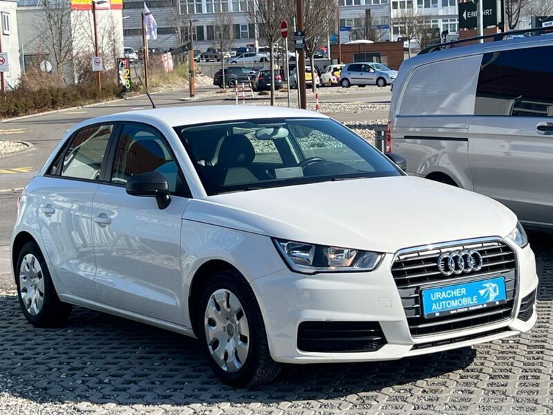 Gebraucht Audi A1 Sportback Basis 95 PS (69 kW) 2016 Weiß Kleinwagen