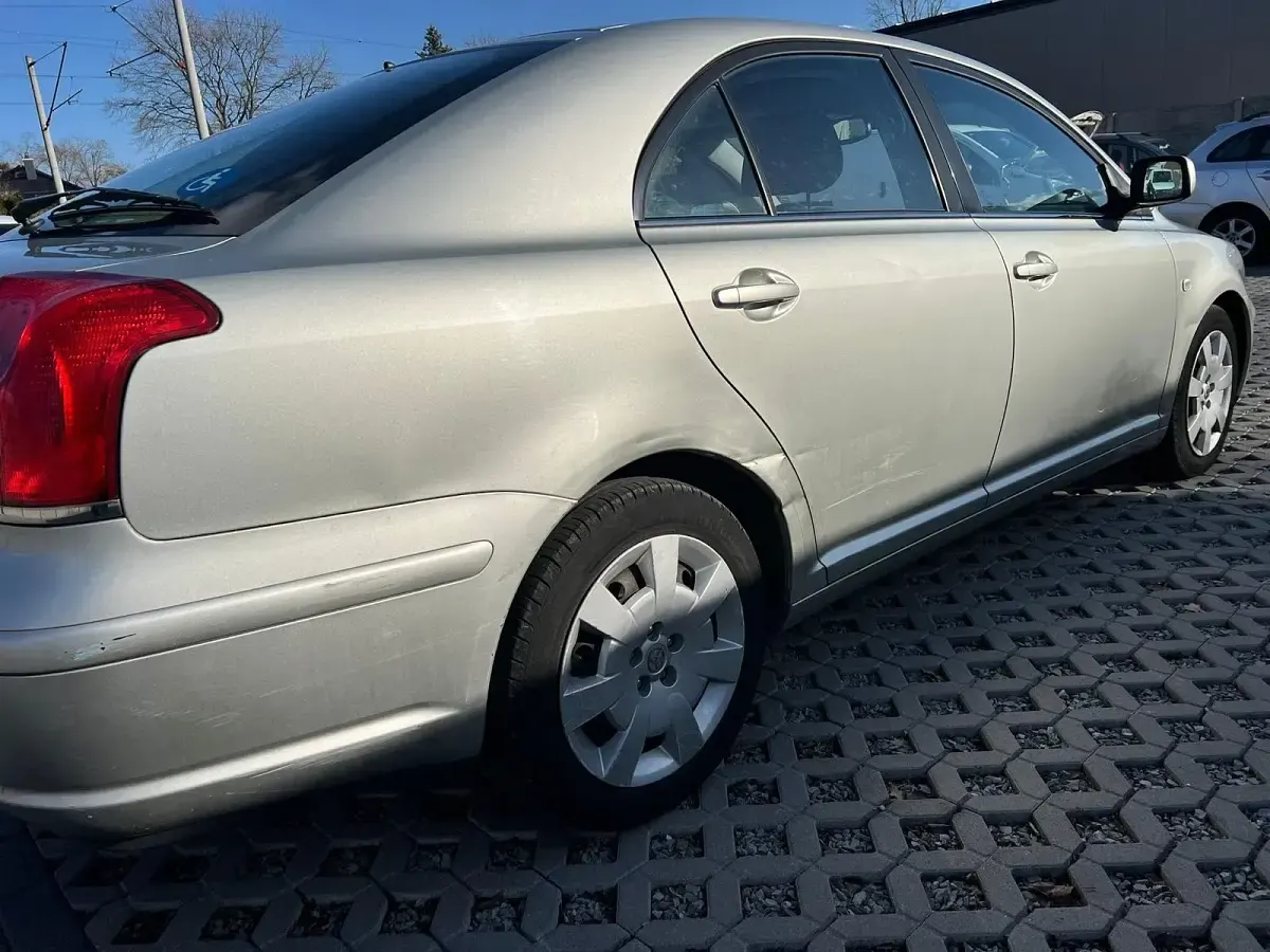 Gebraucht Toyota Avensis 2005 Grau Limousine