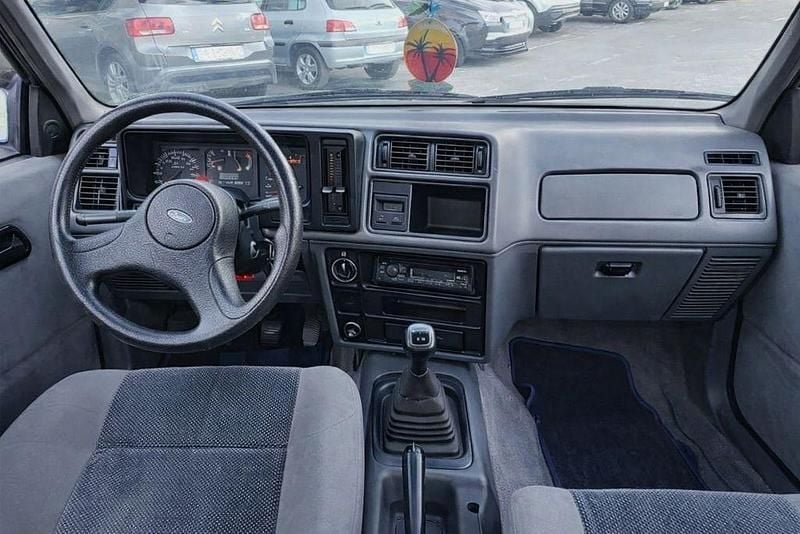 Gebraucht Ford Sierra 150 PS (110 kW) 1986 Blau Limousine