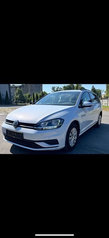 Grau Gebraucht 2017 VW Golf VII Trendline Kombi | 11.500 € (Fairer Preis) - Bild 1/4