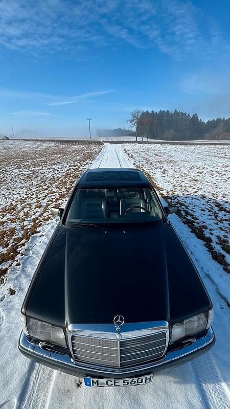 Gebraucht Mercedes 560 299 PS (219 kW) 1990 Grau Limousine